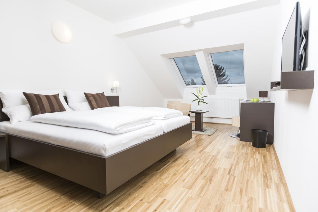 Gaestezimmer By Joechlinger Gerasdorf bei Wien Oda fotoğraf